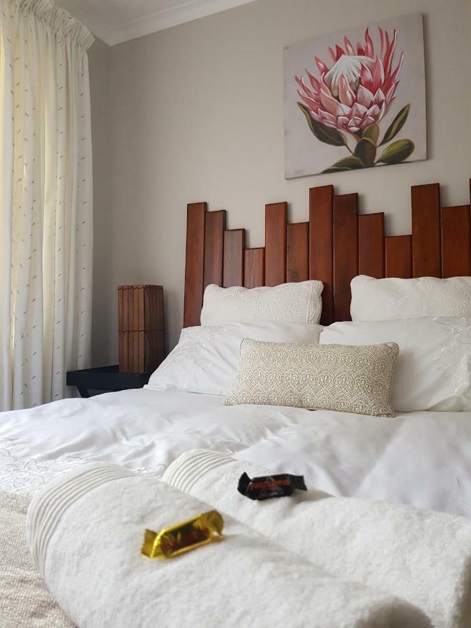 Protea Cottage George Esterno foto